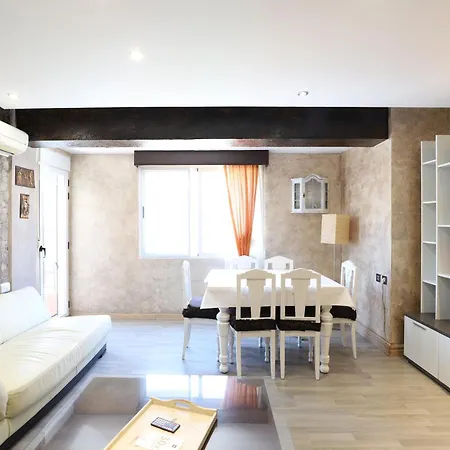 Apartment Gran Vivienda 6 Personas En Centro Historico By Hometels Puerto de Sagunto